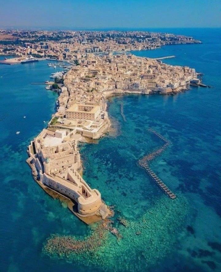 Movie Suite Ortigia Сиракуза Екстериор снимка